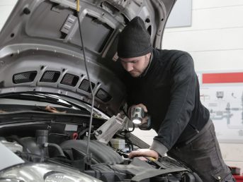 bentley-house-garage-manchester-car-accident-repair-bodyshop-image-19