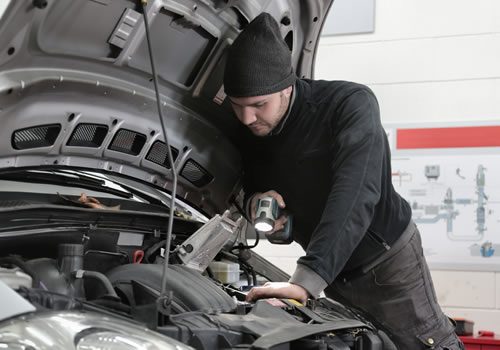 bentley-house-garage-manchester-car-accident-repair-bodyshop-image-8 bentley-house-garage-manchester-car-accident-repair-bodyshop-image-8